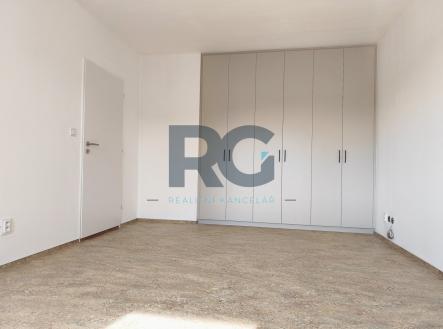 Pronájem bytu, 1+1, 40 m²