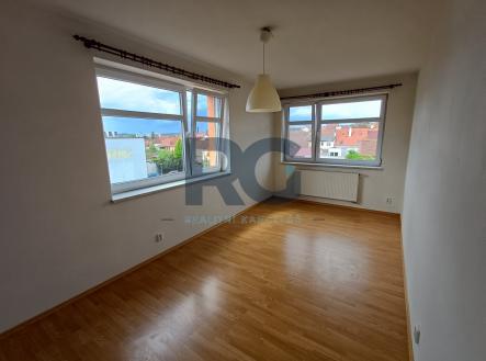 Pronájem bytu, 2+kk, 64 m²