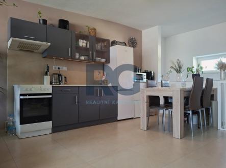 Pronájem bytu, 2+kk, 70 m²