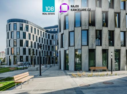 Pronájem kanceláře, 447 m²