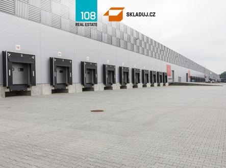 Pronájem - komerční objekt, sklad, 15 000 m²