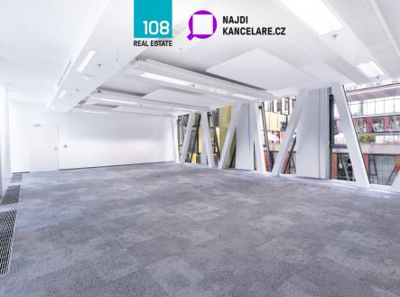 Pronájem kanceláře, 886 m²