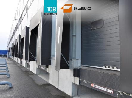 Pronájem komerčního objektu, sklad, 1 500 m²
