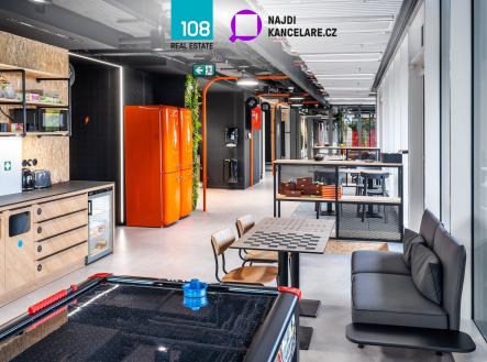 Pronájem kanceláře, 1 539 m²