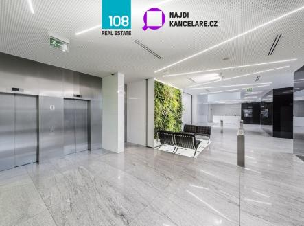 Pronájem kanceláře, 773 m²