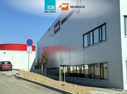 Pronájem komerčního objektu, sklad, 3 000 m²