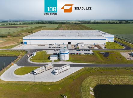 Pronájem komerčního objektu, sklad, 18 000 m²