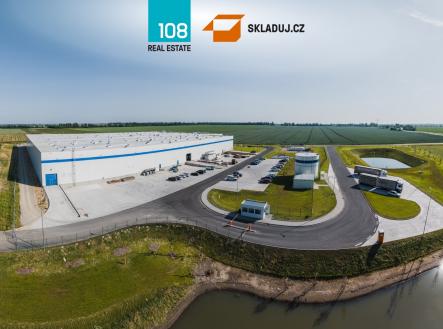 Pronájem komerčního objektu, sklad, 18 000 m²