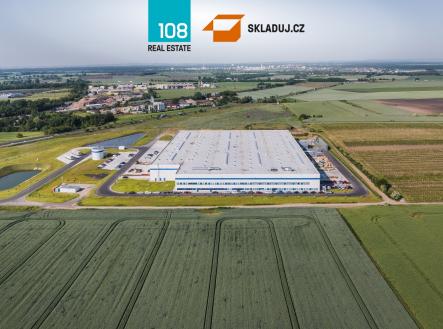 Pronájem komerčního objektu, sklad, 18 000 m²