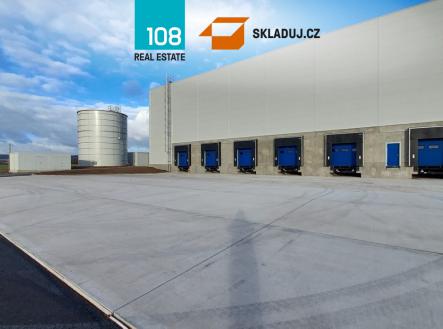 Pronájem - komerční objekt, sklad, 8 000 m²