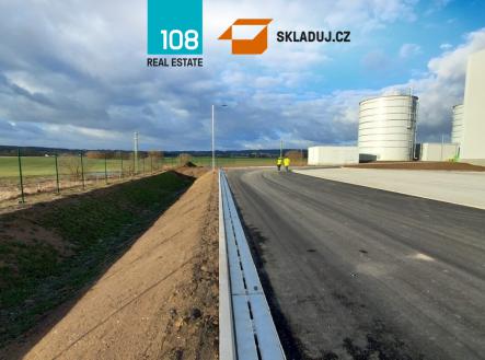 Pronájem - komerční objekt, sklad, 8 000 m²