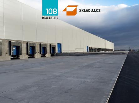 Pronájem - komerční objekt, sklad, 8 000 m²