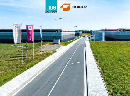Pronájem komerčního objektu, sklad, 10 000 m²