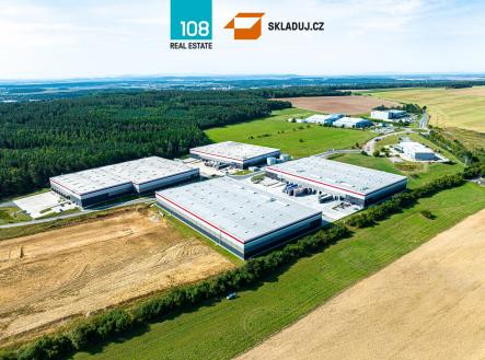 Pronájem komerčního objektu, sklad, 3 500 m²