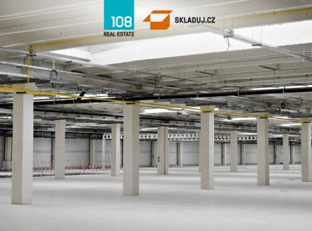 Pronájem - komerční objekt, sklad, 10 000 m²