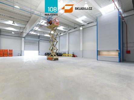 Pronájem - komerční objekt, sklad, 1 800 m²