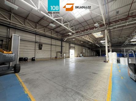 Pronájem komerčního objektu, sklad, 3 600 m²