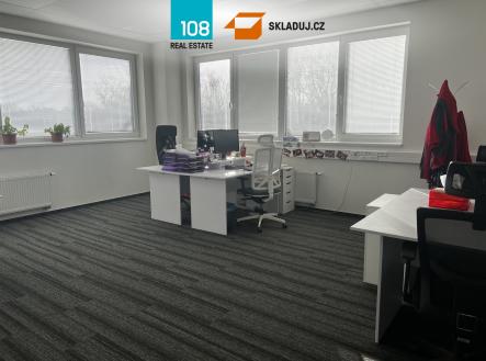 Pronájem komerčního objektu, sklad, 5 155 m²