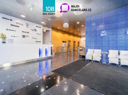 Pronájem kanceláře, 1 100 m²