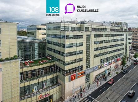 Pronájem kanceláře, 1 092 m²
