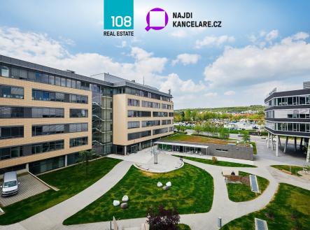 Pronájem kanceláře, 500 m²