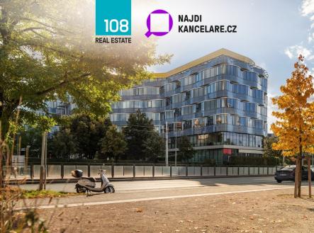 Pronájem kanceláře, 773 m²