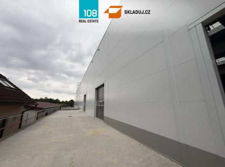 Pronájem komerčního objektu, sklad, 1 768 m²