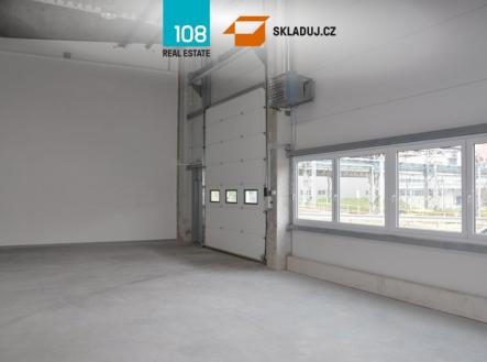 Pronájem - komerční objekt, sklad, 900 m²