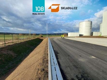 Pronájem komerčního objektu, sklad, 10 000 m²