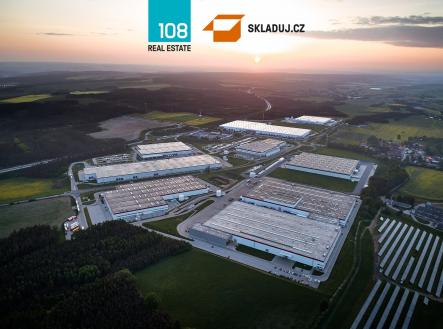 Pronájem komerčního objektu, sklad, 30 000 m²