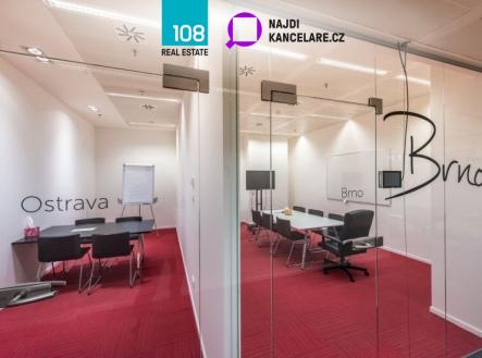 Pronájem kanceláře, 631 m²