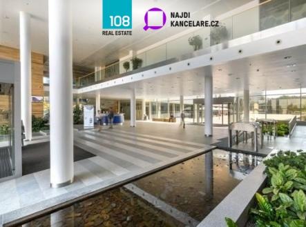 Pronájem kanceláře, 631 m²