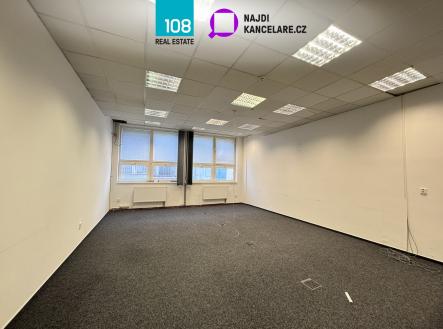Pronájem kanceláře, 4 260 m²