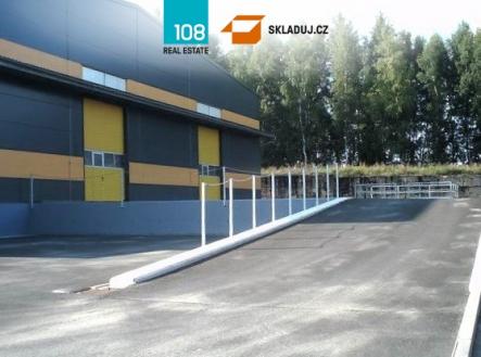 Pronájem komerčního objektu, sklad, 878 m²