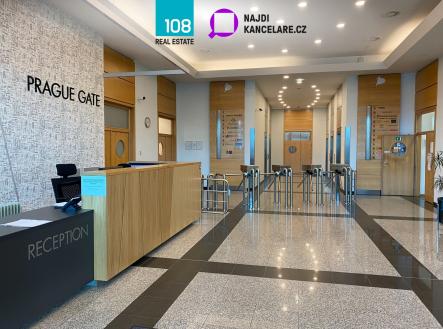 Pronájem kanceláře, 612 m²