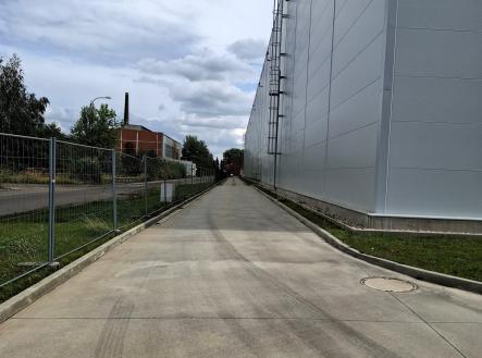 Pronájem - komerční objekt, sklad, 3 500 m²