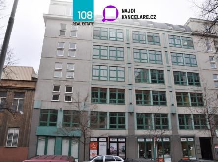 Pronájem kanceláře, 1 044 m²