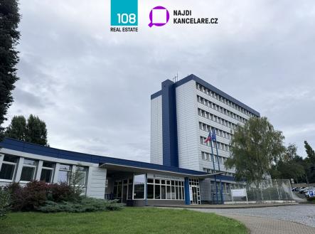 Pronájem kanceláře, 3 153 m²