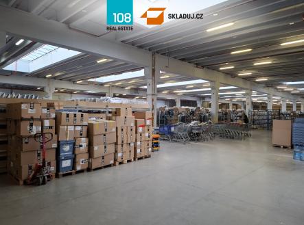 Pronájem komerčního objektu, sklad, 12 500 m²