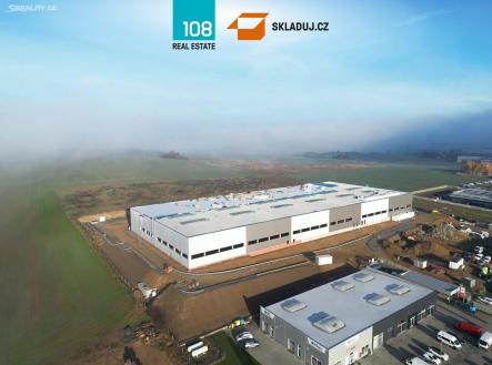 Pronájem komerčního objektu, sklad, 1 700 m²