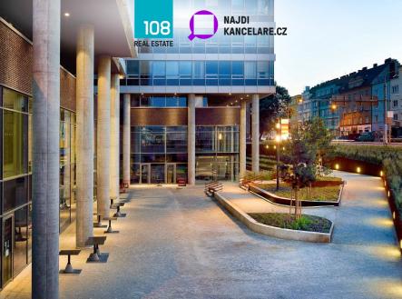 Pronájem kanceláře, 500 m²