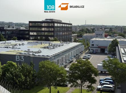 Pronájem obchodní prostor, 375 m²