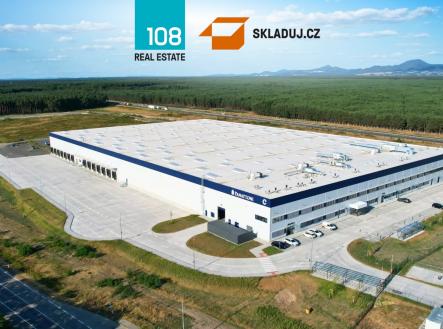 Pronájem komerčního objektu, sklad, 15 000 m²