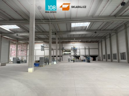Pronájem komerčního objektu, sklad, 7 047 m²