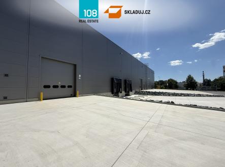 Pronájem komerčního objektu, sklad, 2 980 m²