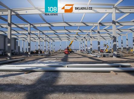 Pronájem komerčního objektu, sklad, 27 900 m²