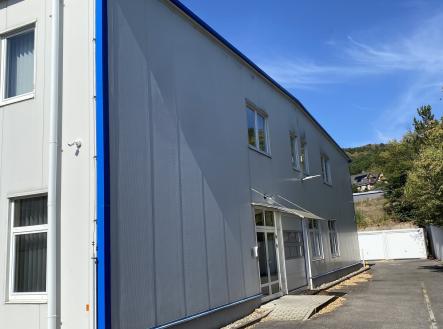 Pronájem komerčního objektu, sklad, 1 000 m²