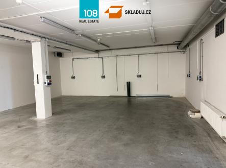 Pronájem komerčního objektu, sklad, 1 050 m²
