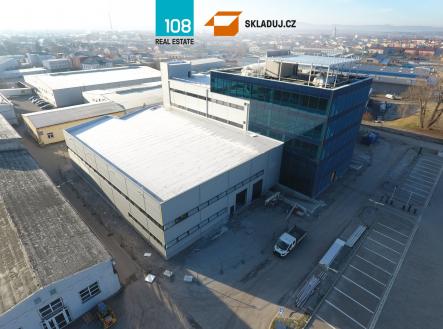 Pronájem komerčního objektu, sklad, 2 700 m²