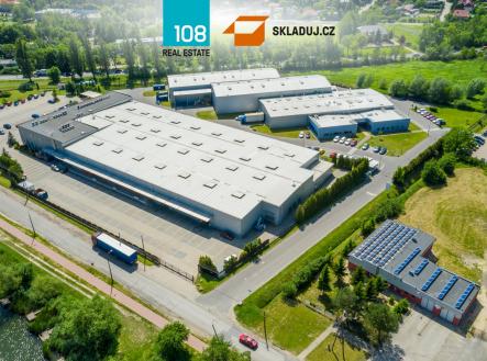 Pronájem komerčního objektu, sklad, 11 000 m²